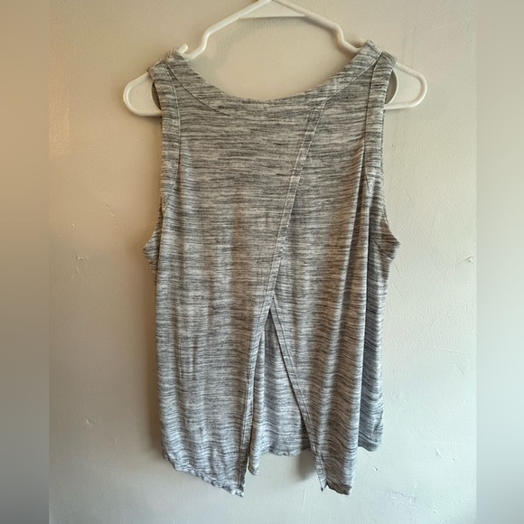 Old Navy- Heather gray tank top with open back (size small) - Picture 2 of 4